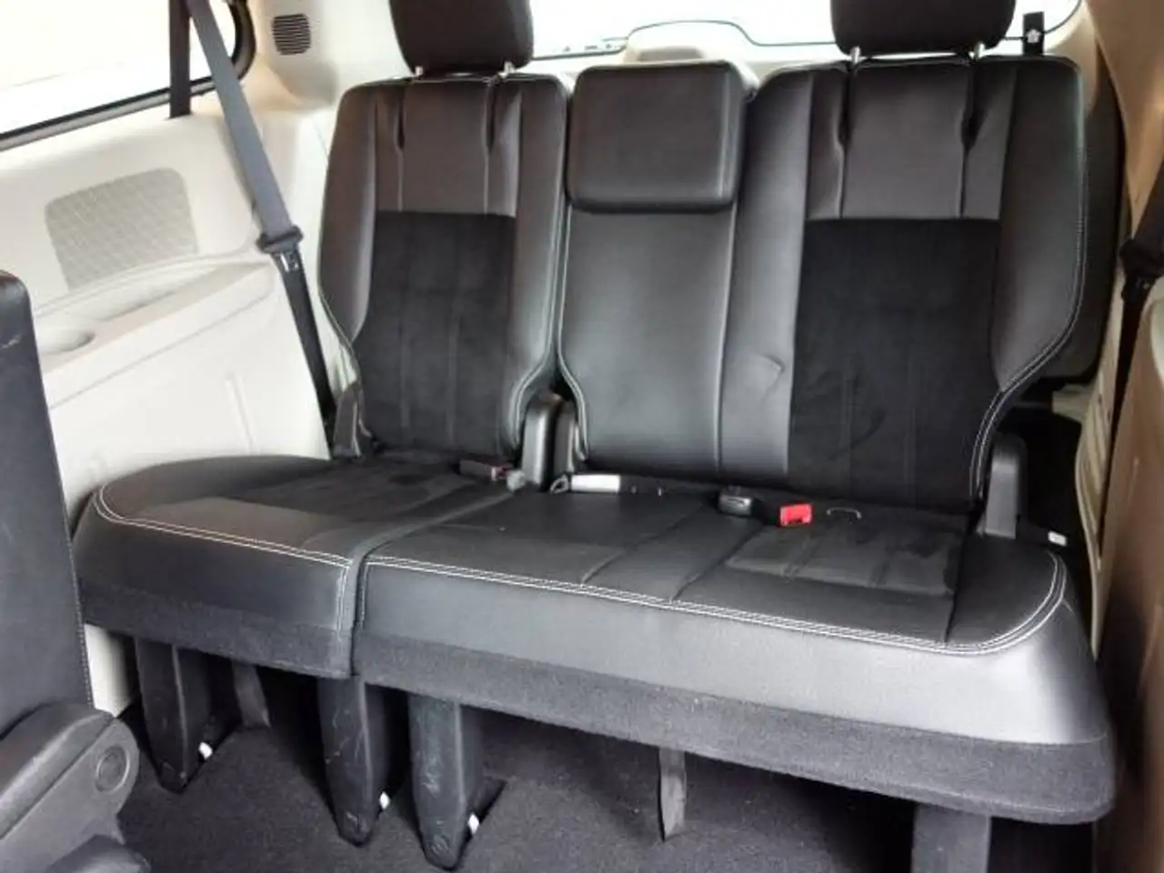 Dodge Grand Caravan fotografie Dodge Grand Caravan