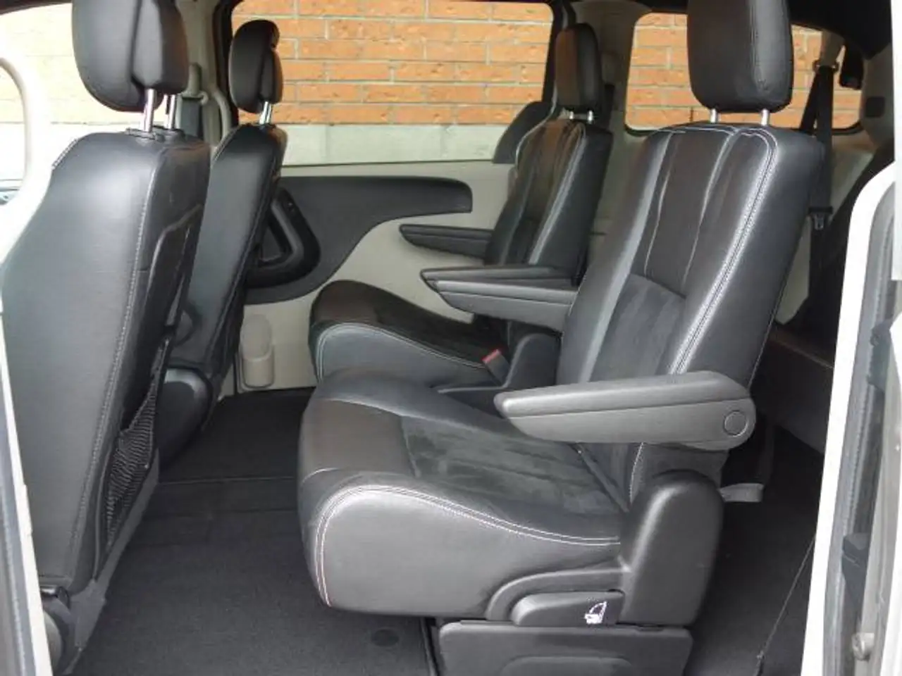 Dodge Grand Caravan fotografie Dodge Grand Caravan