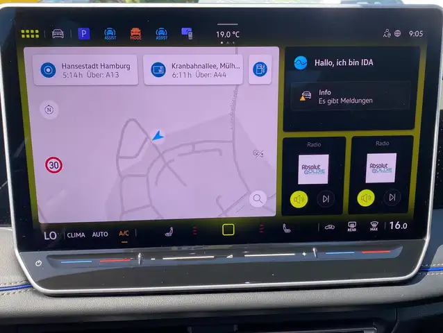 Volkswagen Tiguan view 17