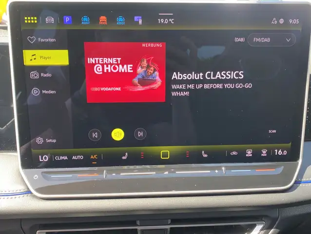 Volkswagen Tiguan view 19