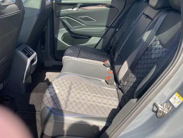 Volkswagen Tiguan view 7