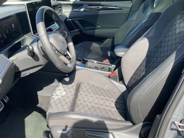 Volkswagen Tiguan view 11