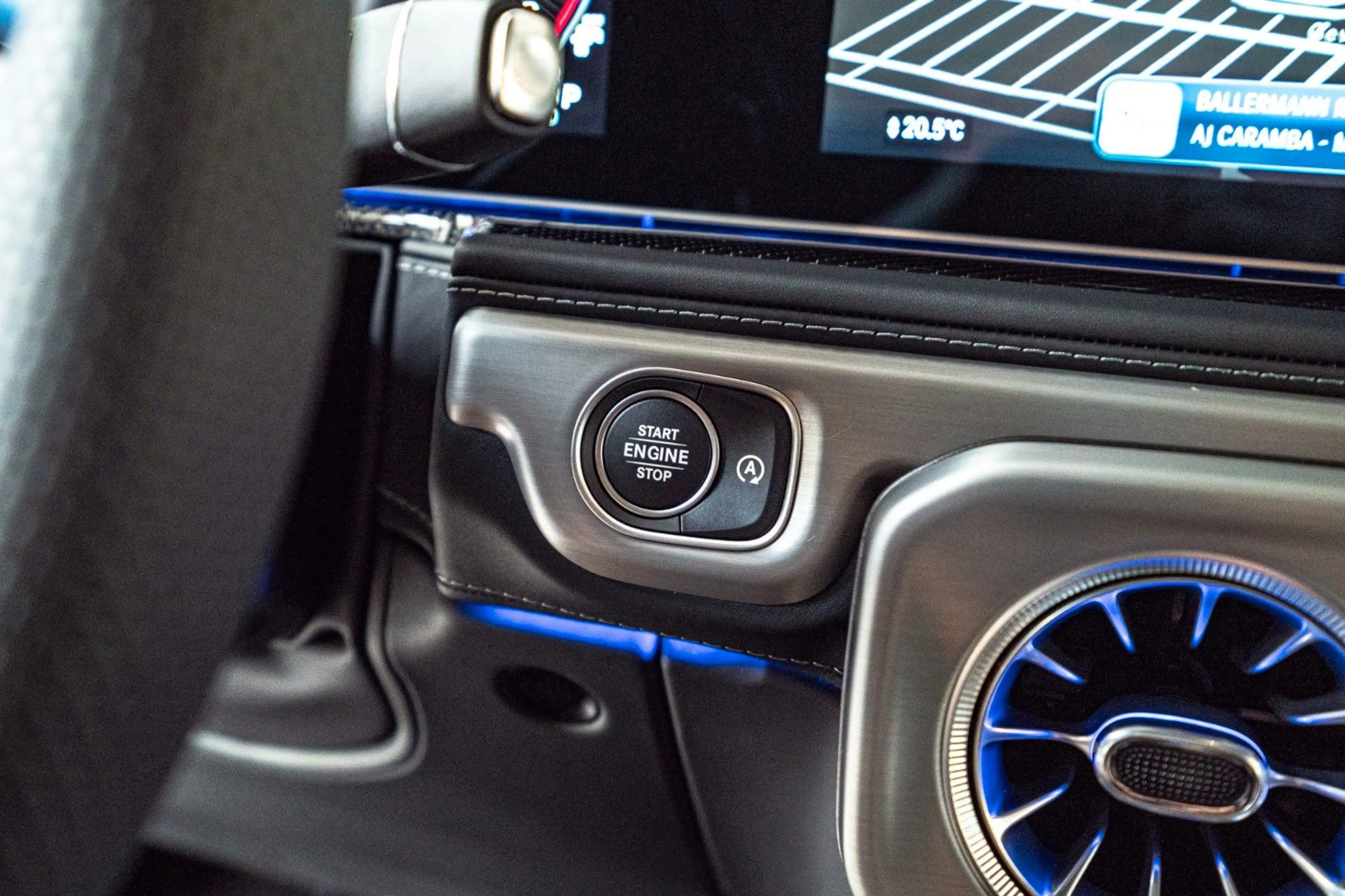Mercedes-Benz G 63 AMG G63 *Carbon in/out*A22*FOND*OLIVMAGNO*2026 — photo 33