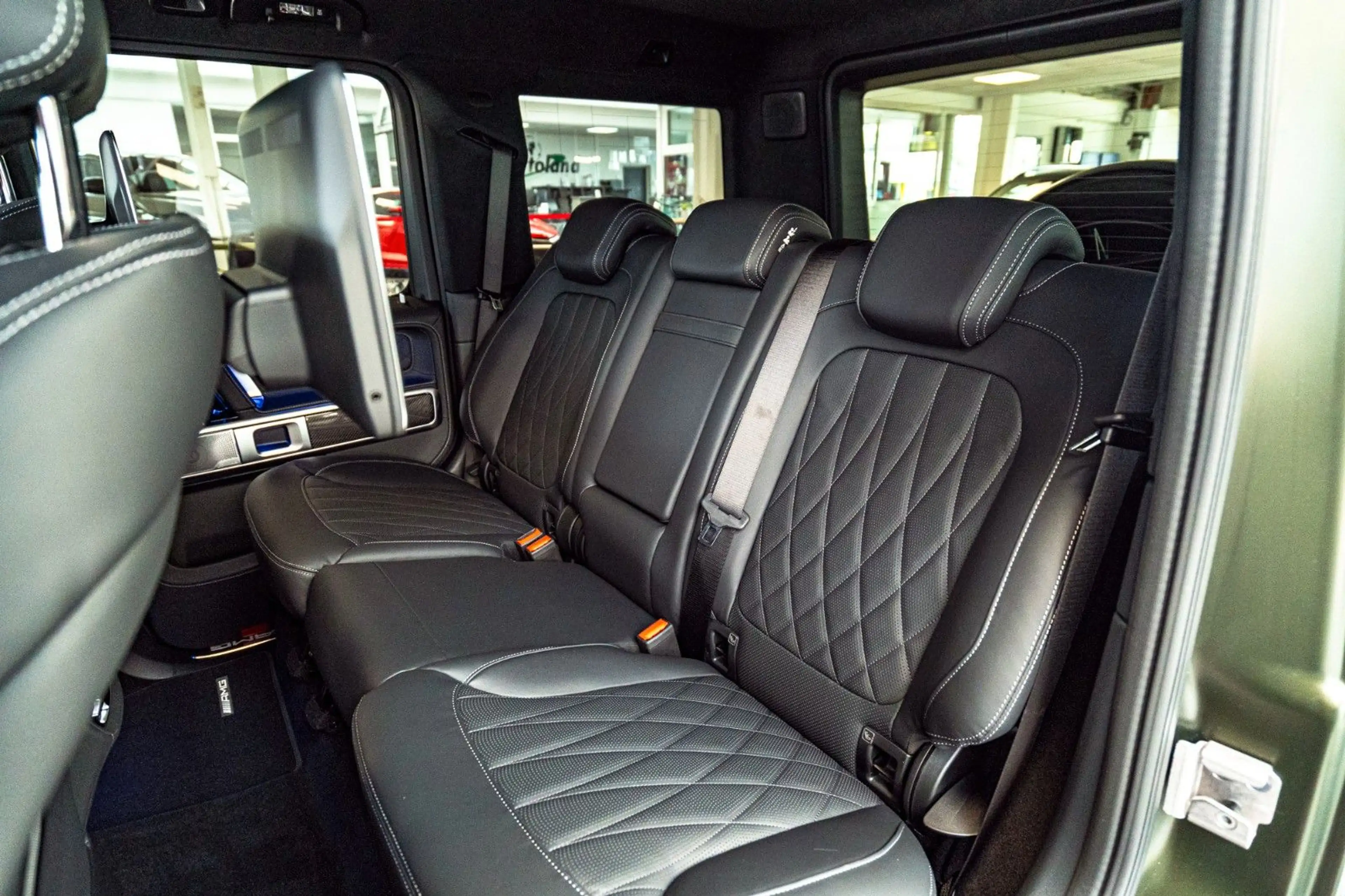 Mercedes-Benz G 63 AMG G63 *Carbon in/out*A22*FOND*OLIVMAGNO*2026 — photo 44