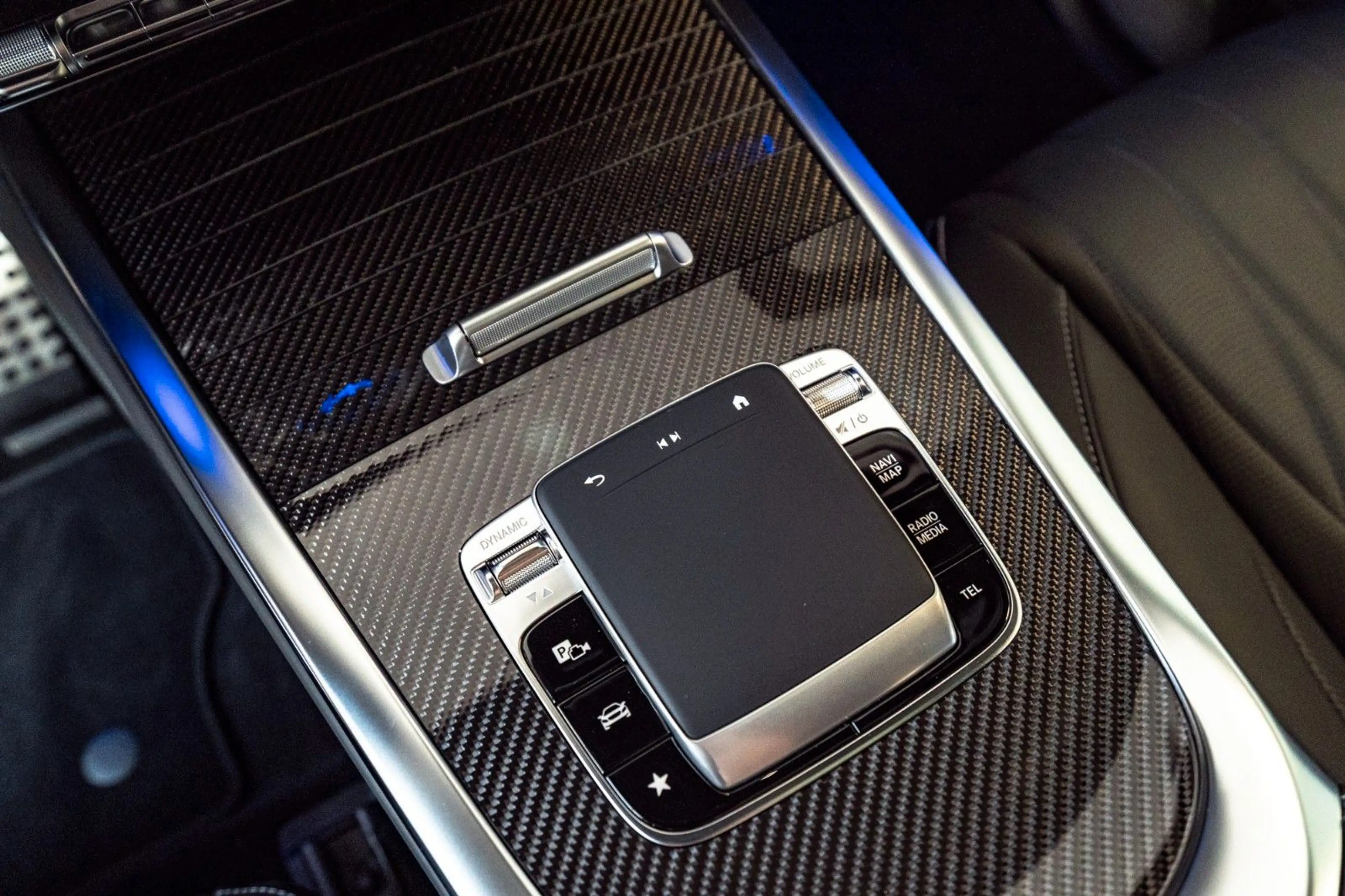 Mercedes-Benz G 63 AMG G63 *Carbon in/out*A22*FOND*OLIVMAGNO*2026 — photo 31