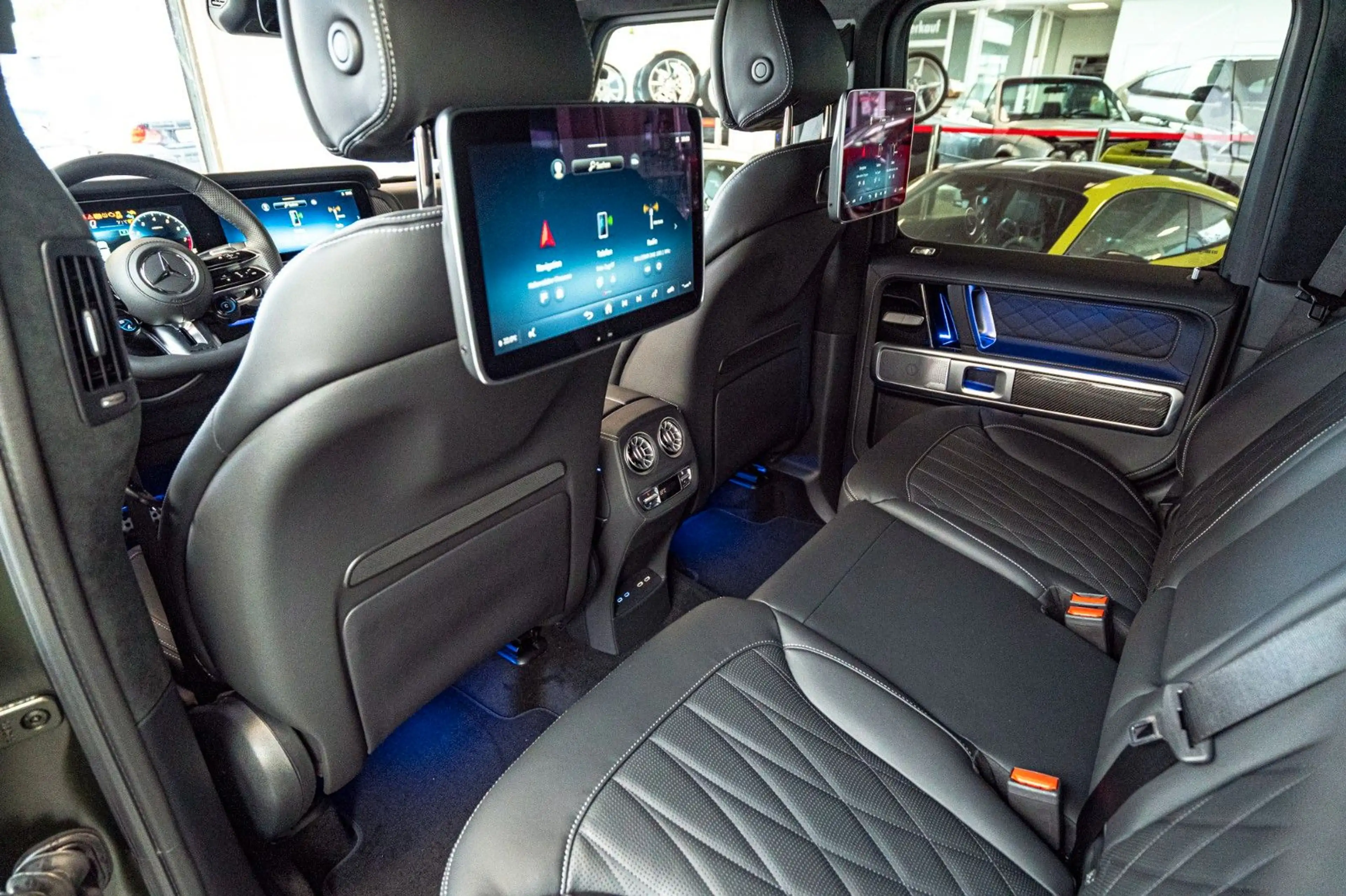 Mercedes-Benz G 63 AMG G63 *Carbon in/out*A22*FOND*OLIVMAGNO*2026 — photo 45
