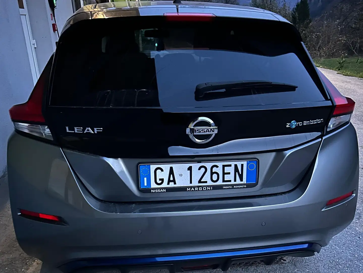 Nissan Leaf Leaf II 2018 3.Zero 40kWh 150cv Ezüst - 2