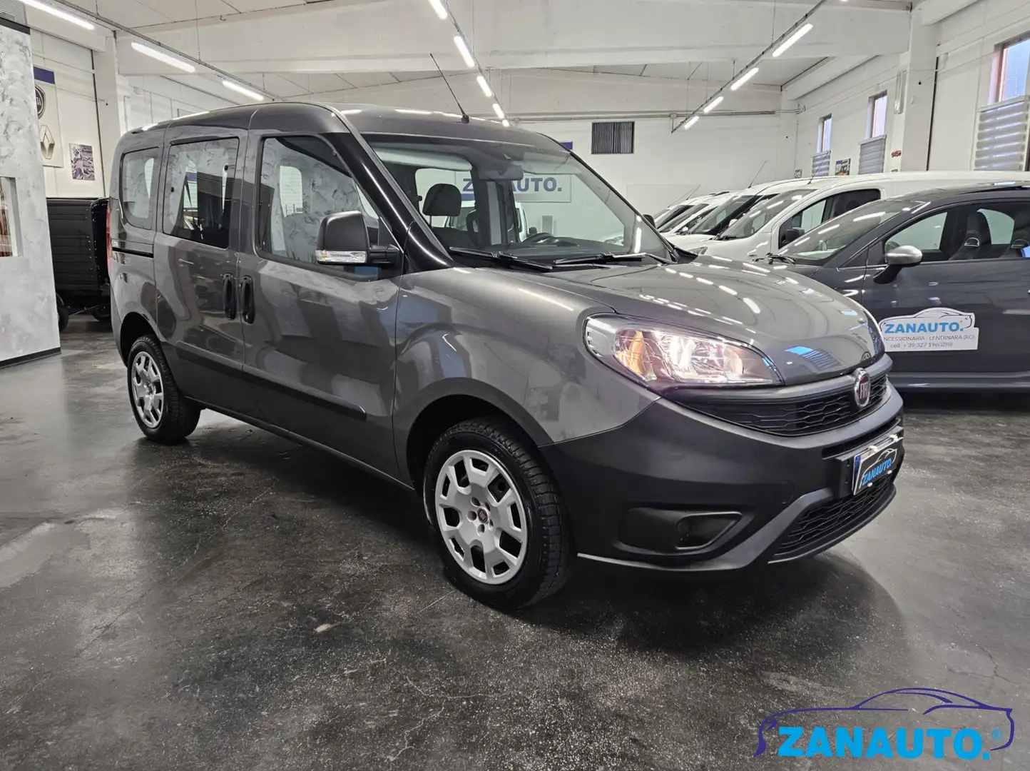 Fiat Doblo 1.4 16v 95cv Autocarro 5P. *PREZZO+IVA* No clima! Gris - 2