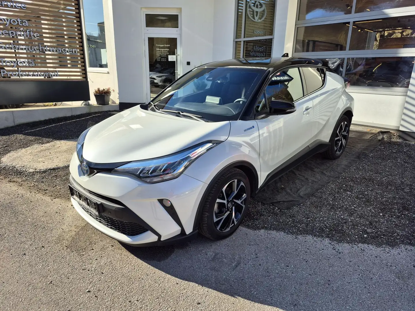 Toyota C-HR Hybrid C-LUB Schwarz - 2