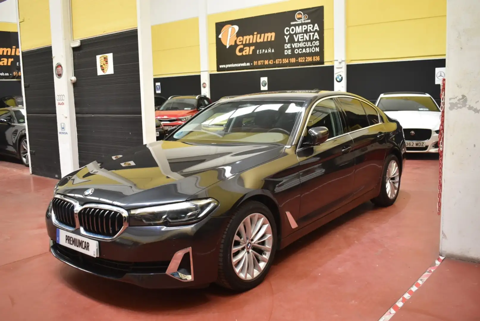BMW 530 530dA xDrive Luxury Line Gris - 1