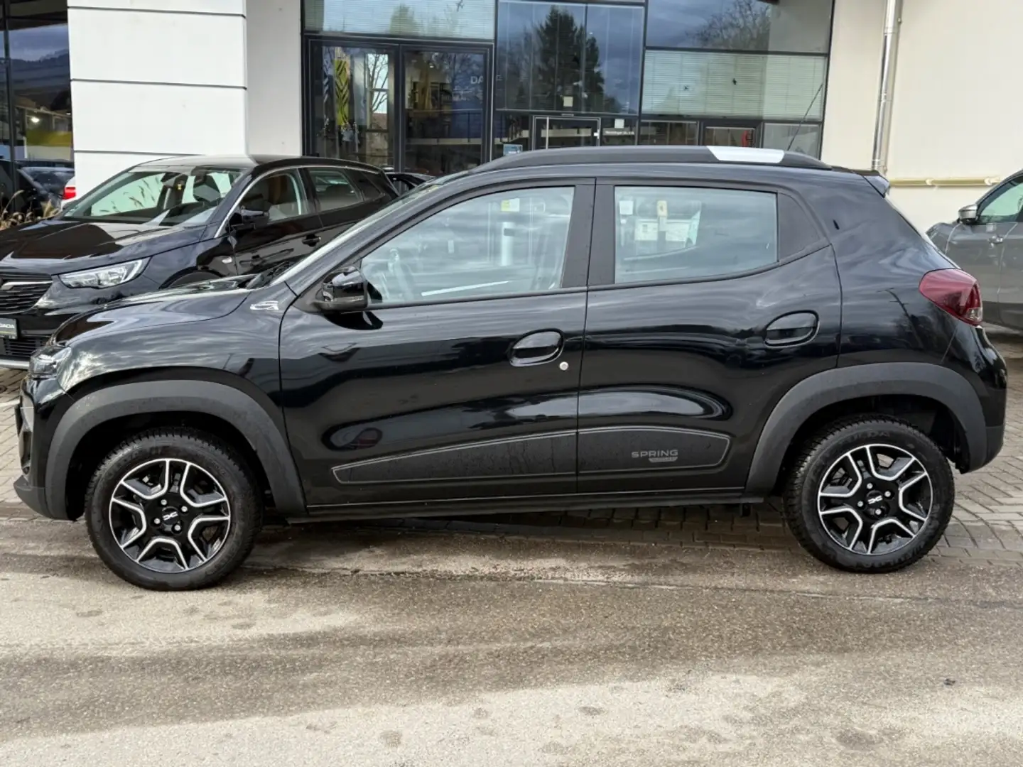 Dacia Spring Essential 45 Ganzjahresreifen Rückfahrkam. Notbrem Schwarz - 2