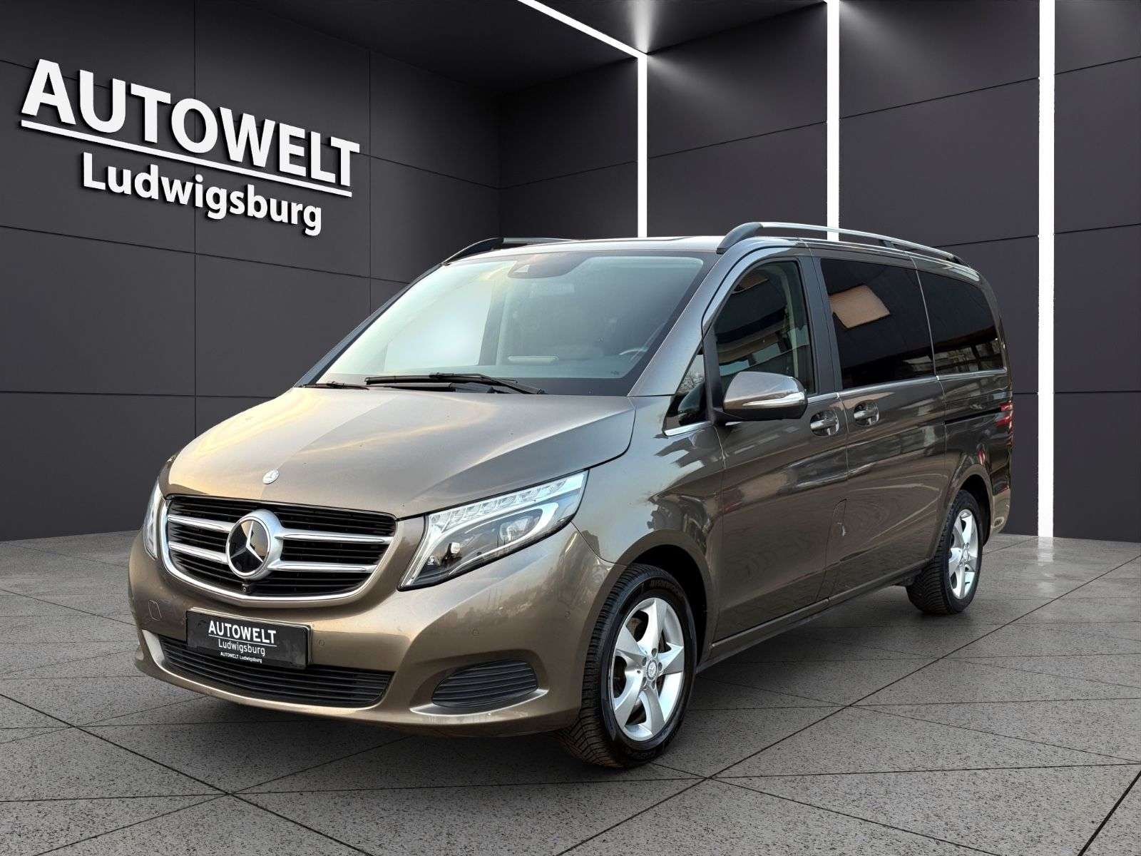 Second hand Mercedes Benz V-Class 