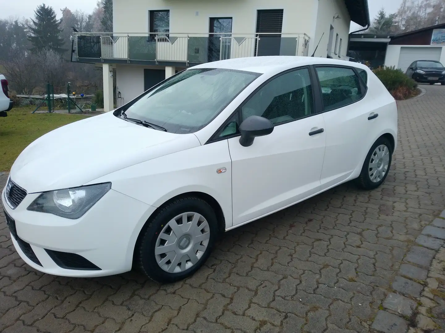 SEAT Ibiza !! Pickerl neu !! Weiß - 1