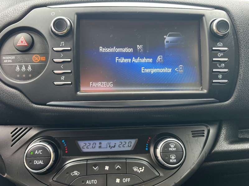Toyota Yaris Hybrid Team D 1.Hd. Scheckheft unffrei NR — photo 15