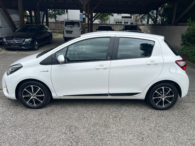 Toyota Yaris Hybrid Team D 1.Hd. Scheckheft unffrei NR — photo 2