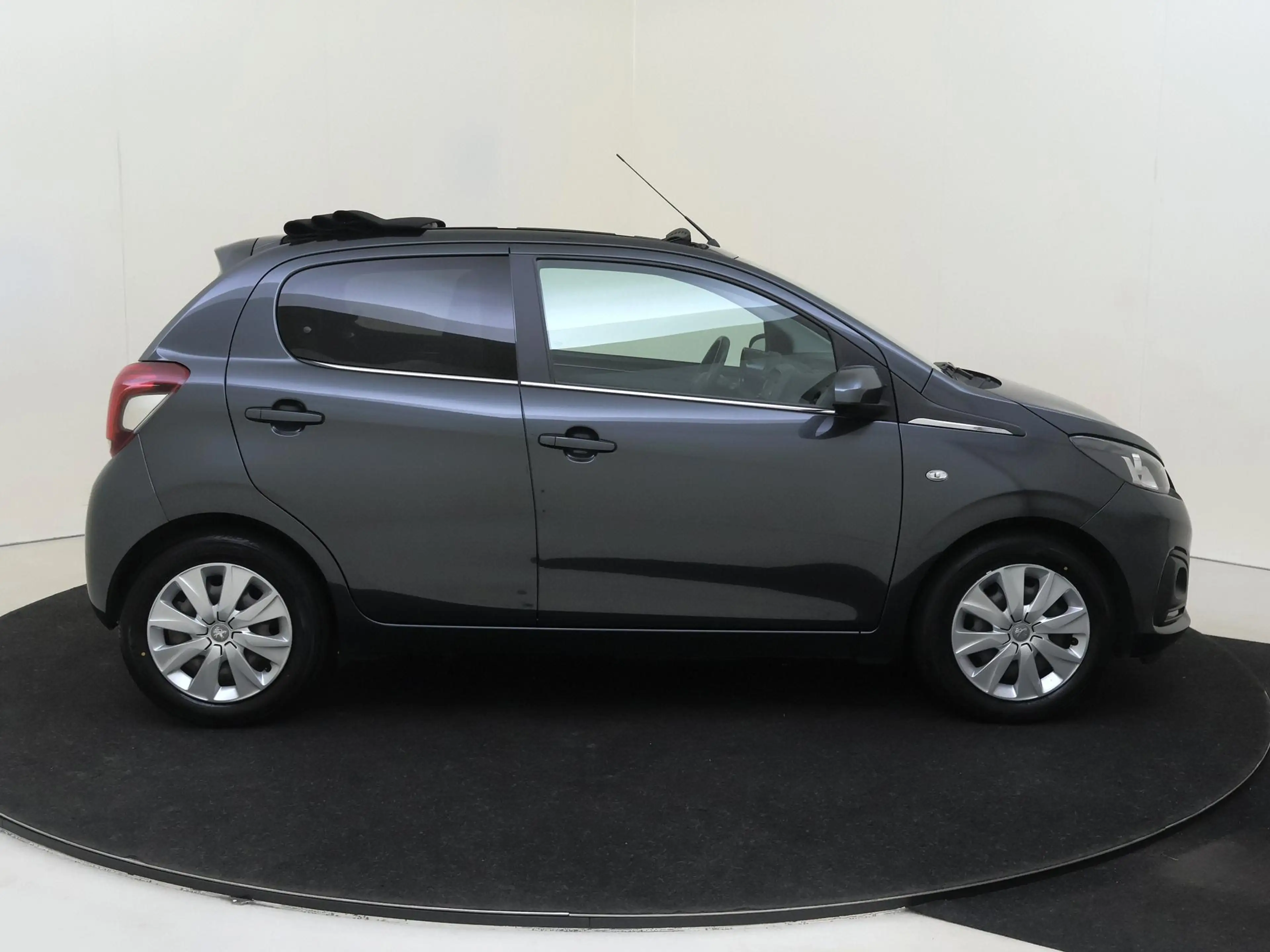 Peugeot 108 1.0 e-VTi Active TOP! — photo 9