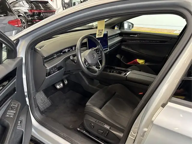 Volkswagen Id.7 view 6