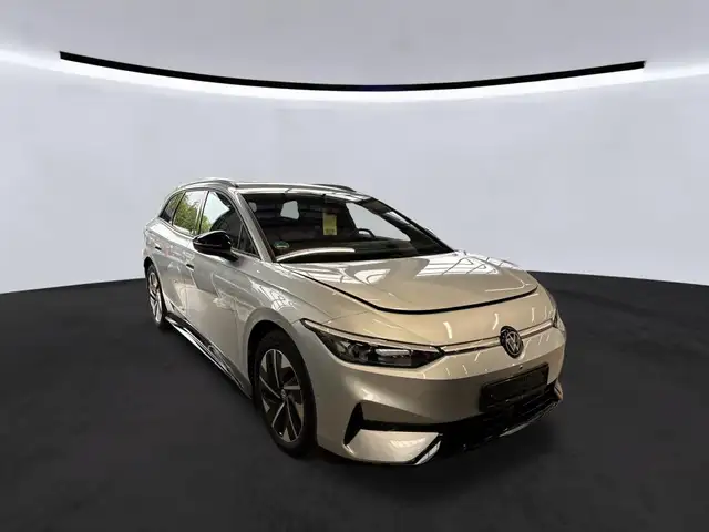 Volkswagen Id.7 view 2