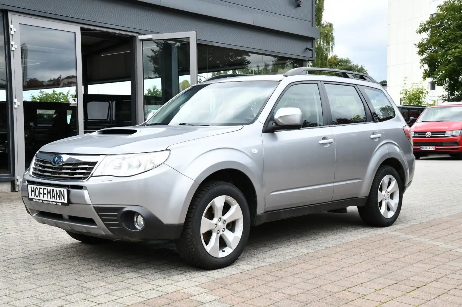 Subaru Forester 2,0 D Comfort Allrad Argintiu - 2