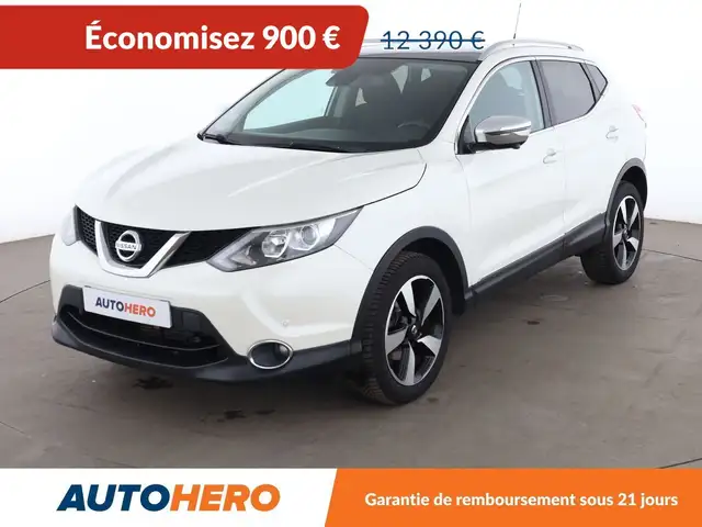 2017 Nissan Qashqai in White for sale