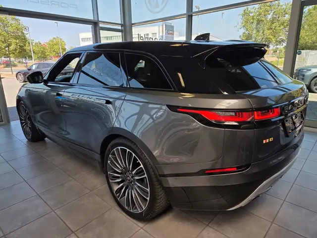 Land Rover Range Rover Velar view 8
