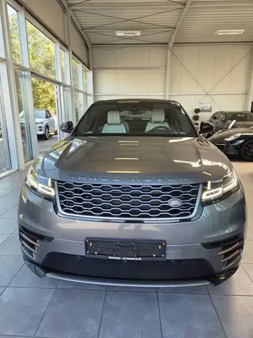 Land Rover Range Rover Velar view 4