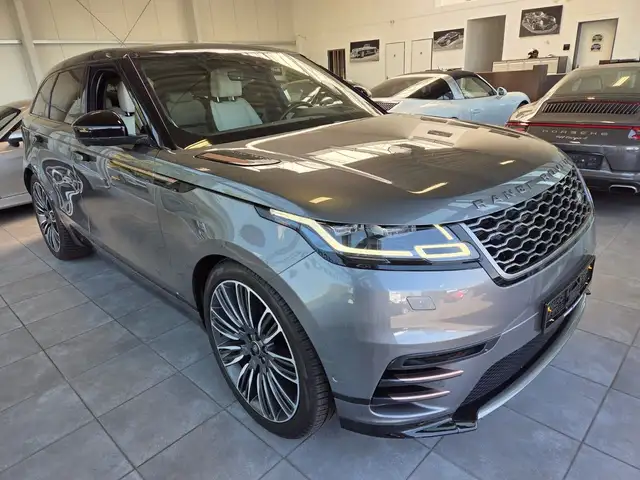 Land Rover Range Rover Velar view 7
