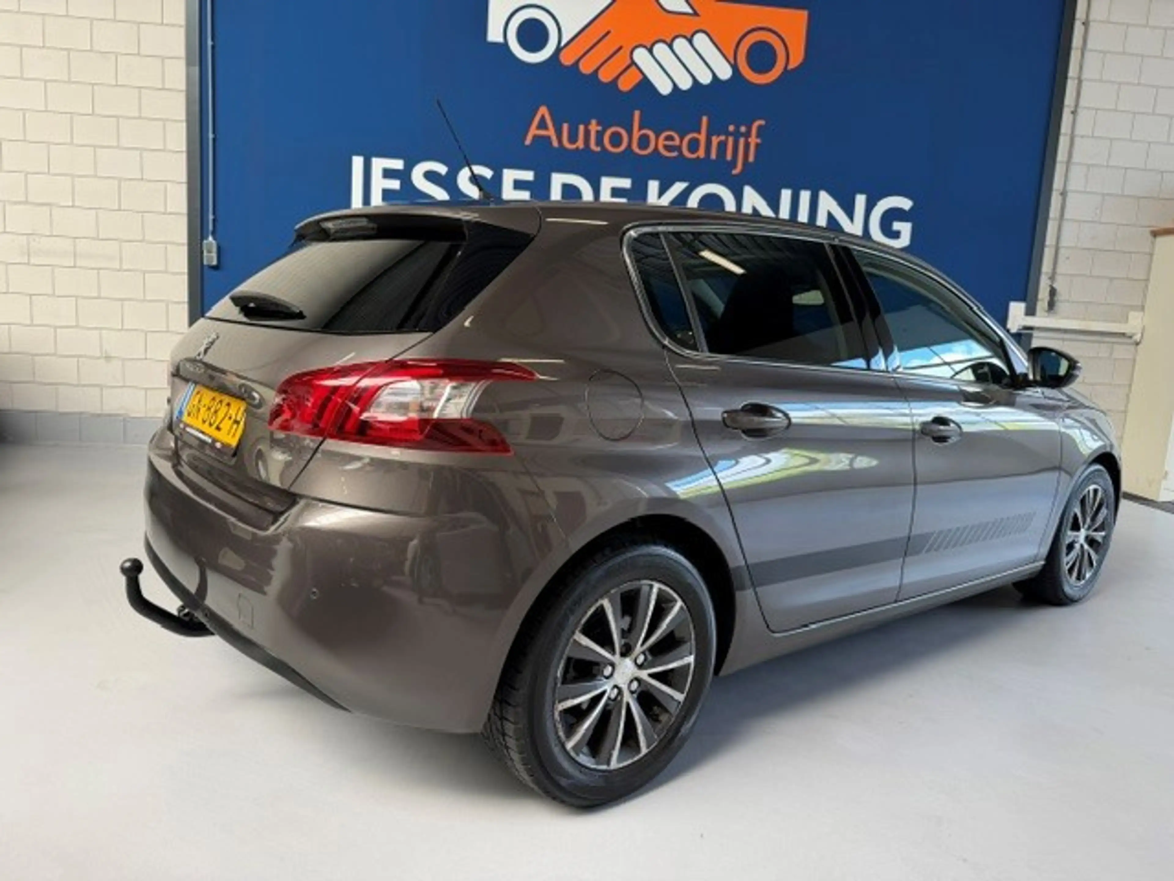 Peugeot 308 1.2 PureTech Style/ bj.2015 / panoramadak/navigati — photo 4