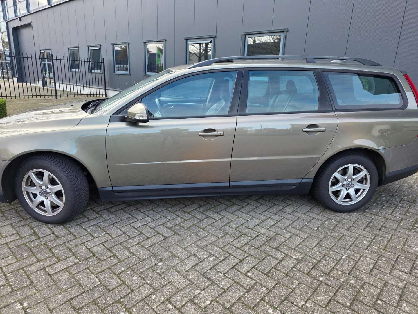 Volvo V70 afbeelding 10