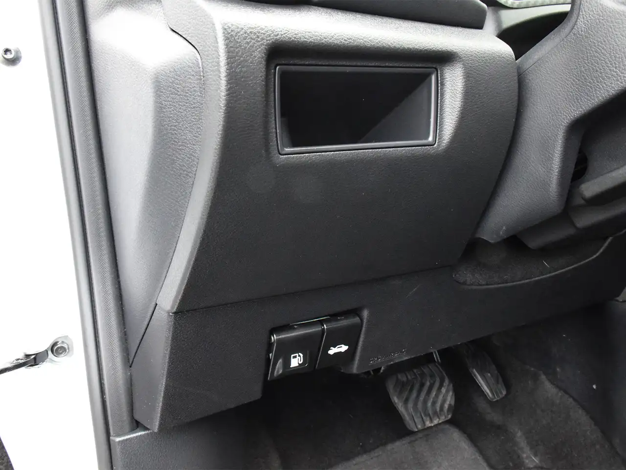 Nissan Versa снимка Nissan Versa