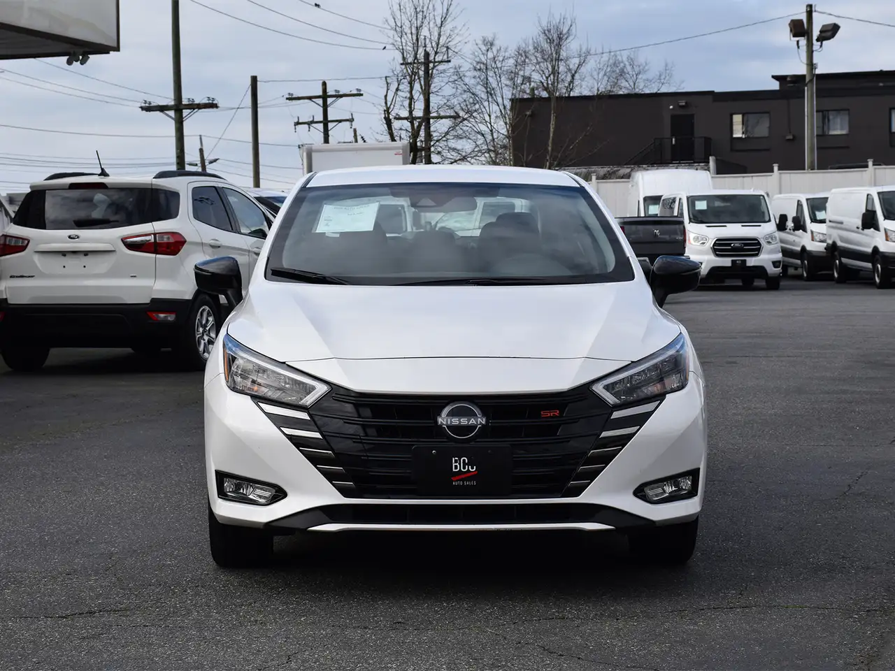 Nissan Versa снимка Nissan Versa