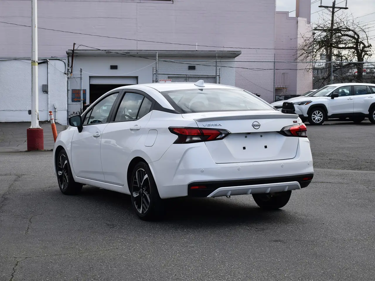 Nissan Versa снимка Nissan Versa
