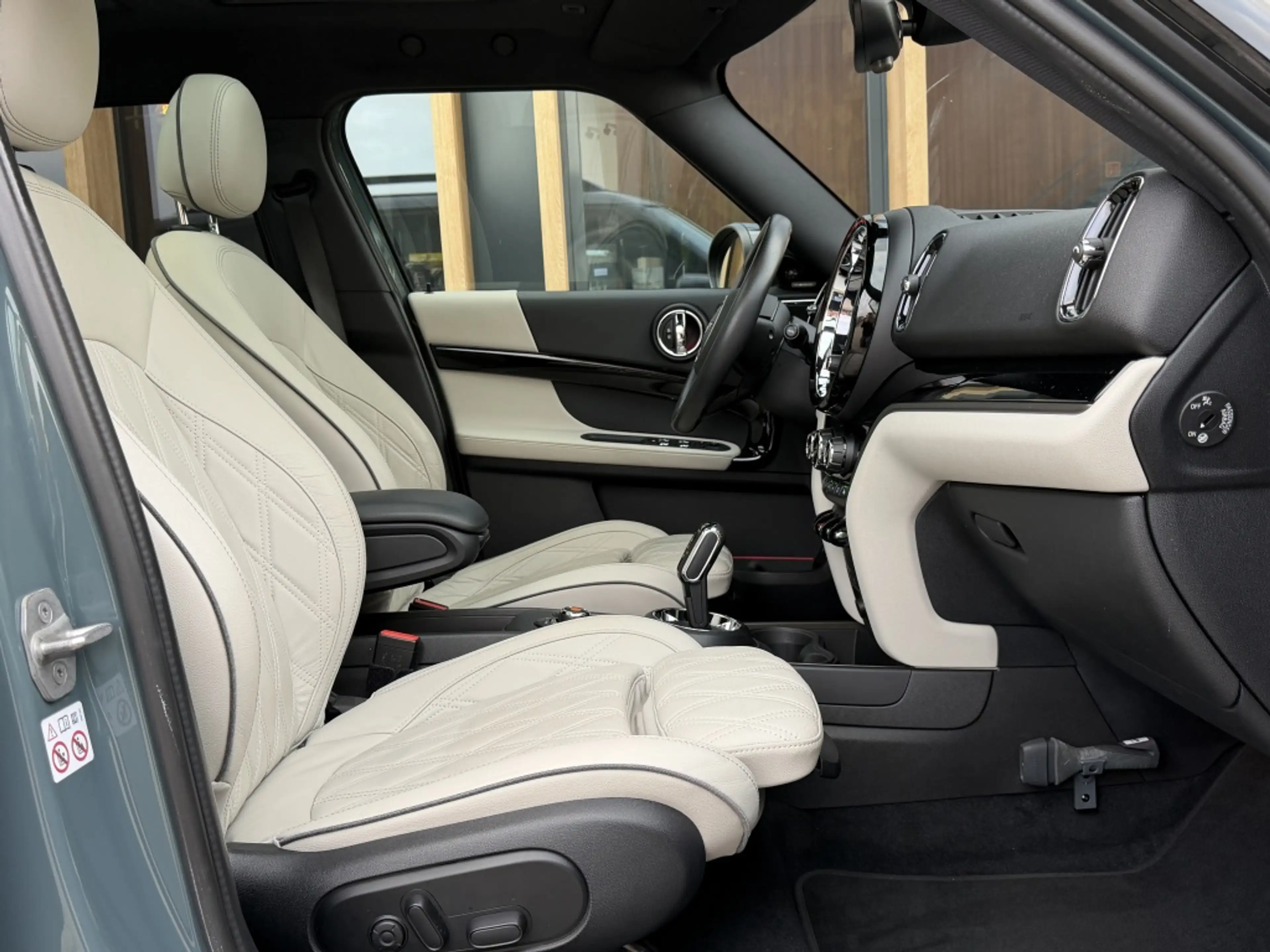 MINI Cooper Countryman 1.5 ALL4 Pano | Memory -stoelen | Keyless | Camera — photo 30