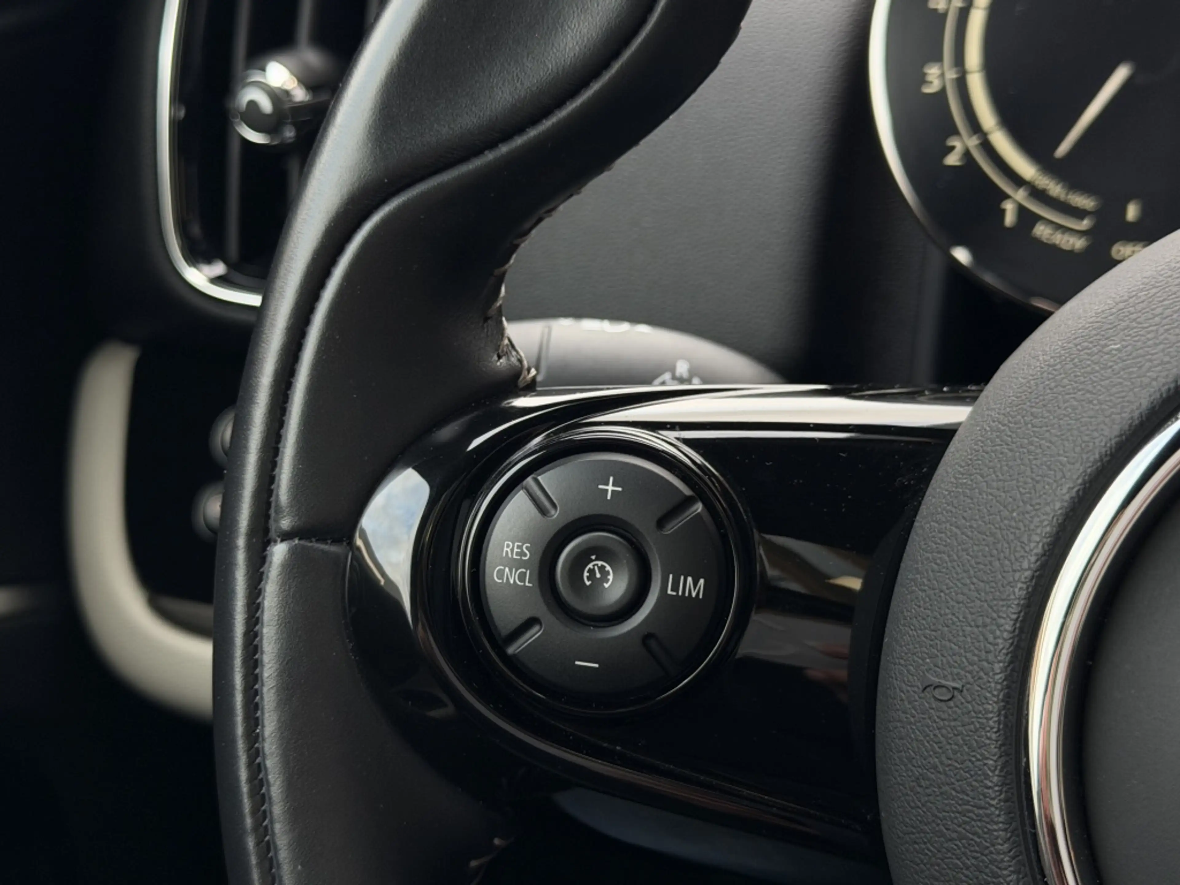 MINI Cooper Countryman 1.5 ALL4 Pano | Memory -stoelen | Keyless | Camera — photo 17