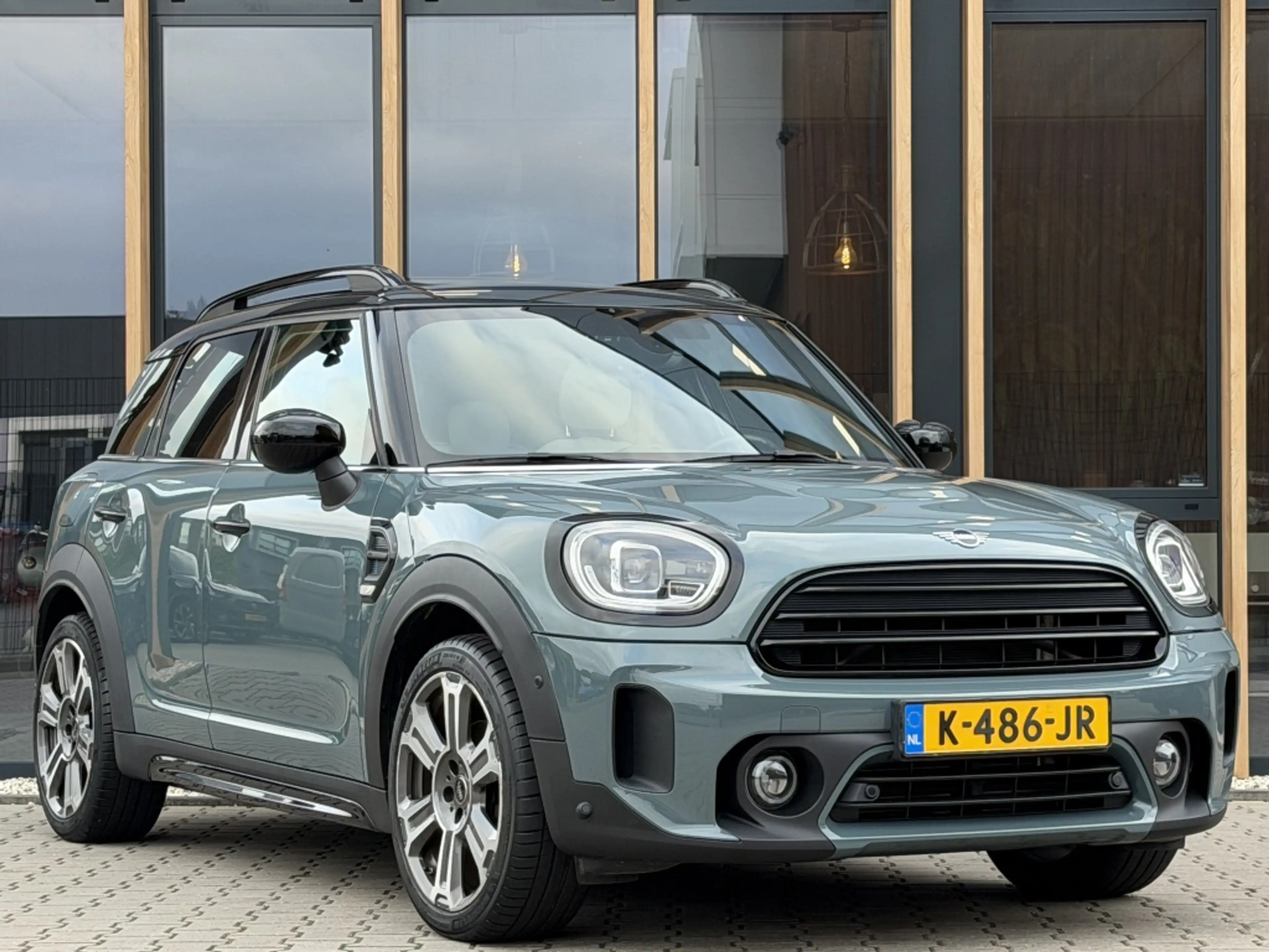 MINI Cooper Countryman 1.5 ALL4 Pano | Memory -stoelen | Keyless | Camera — photo 21