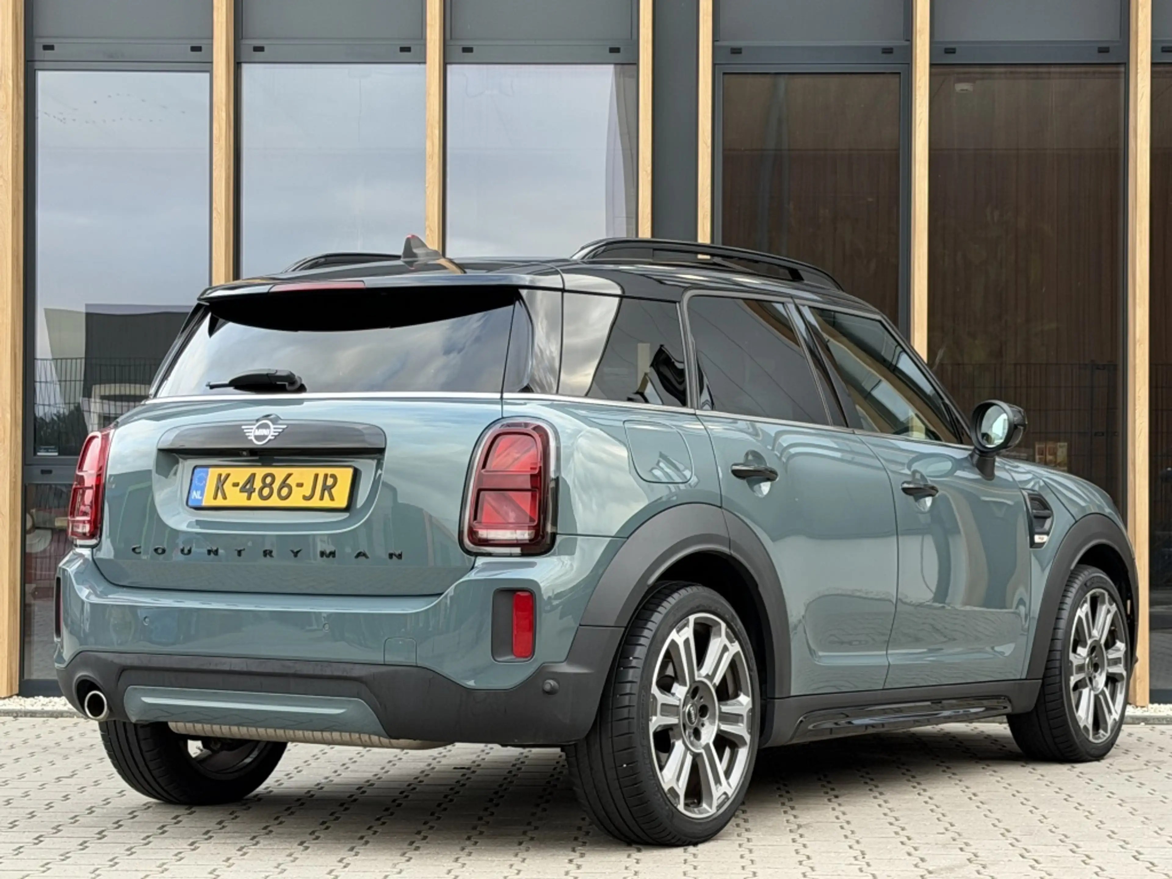 MINI Cooper Countryman 1.5 ALL4 Pano | Memory -stoelen | Keyless | Camera — photo 2