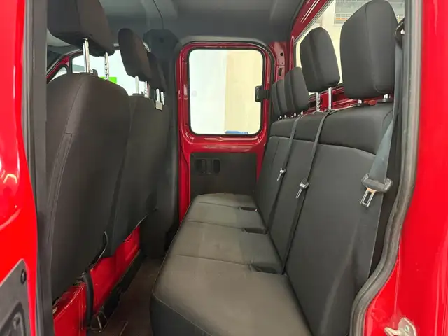 Mercedes-Benz Sprinter view 13