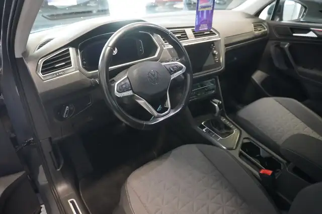Volkswagen Tiguan view 7