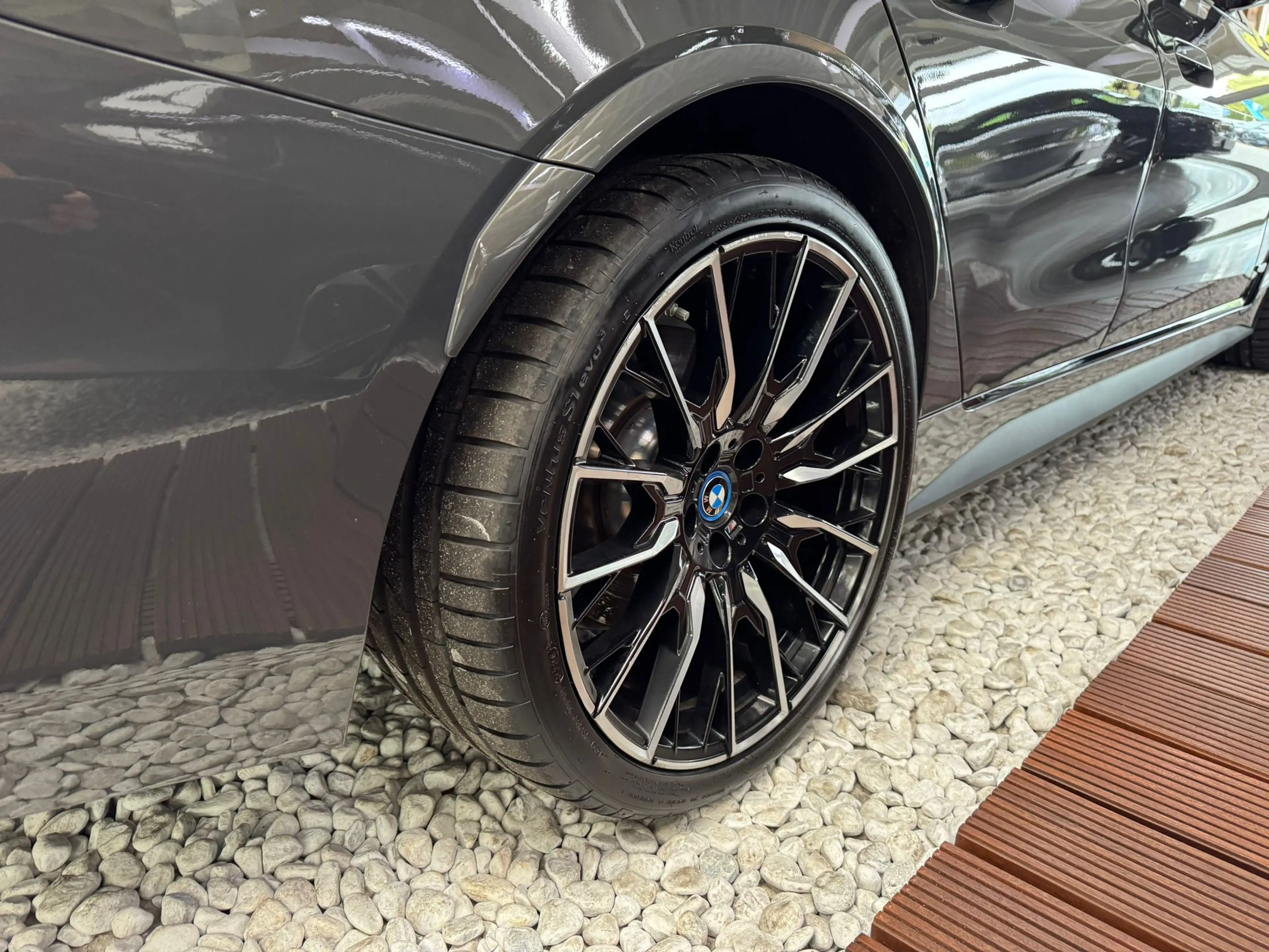 BMW i4 M50 MCARBON H K Park 20 Zoll — photo 7