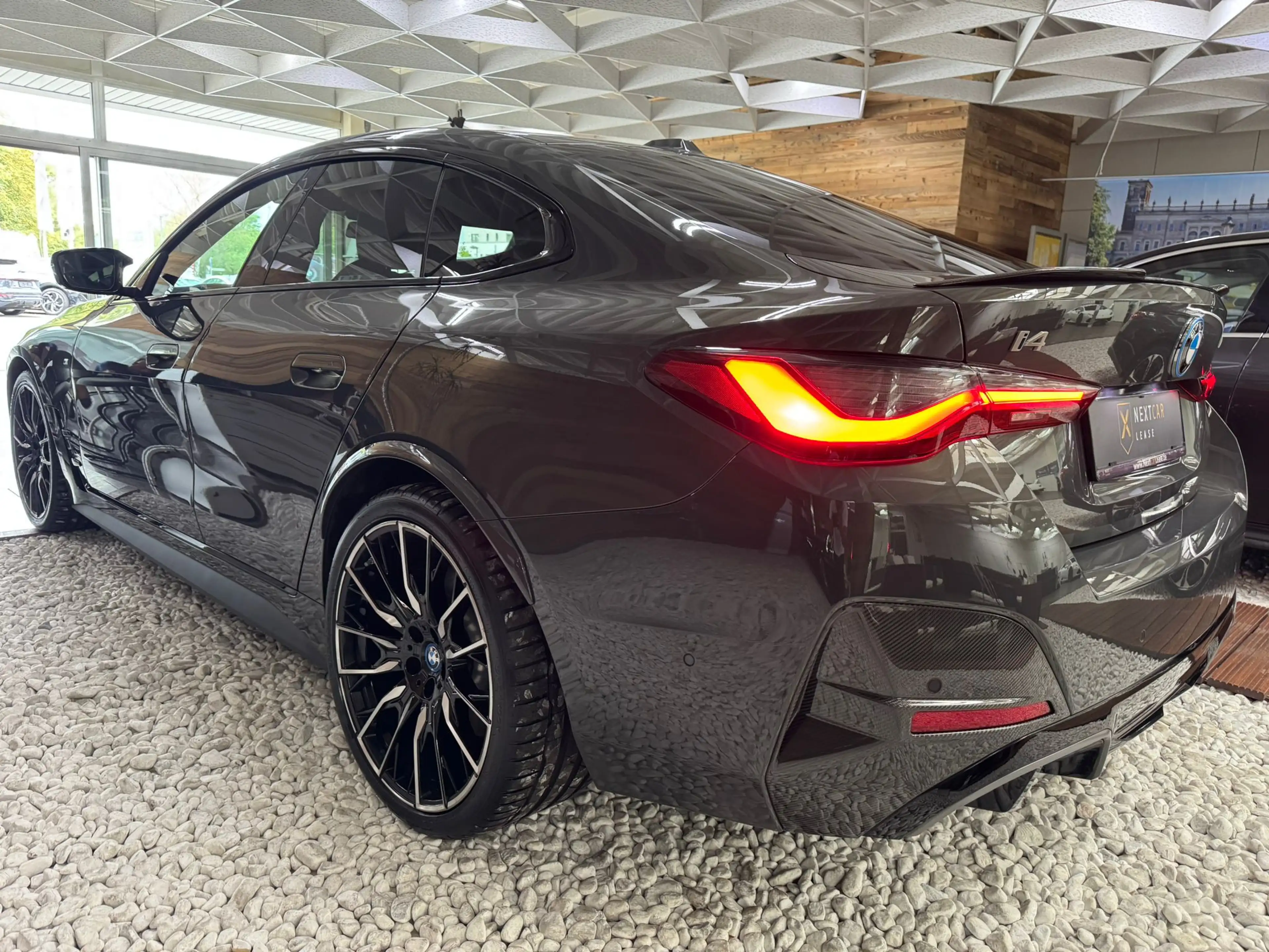 BMW i4 M50 MCARBON H K Park 20 Zoll — photo 6