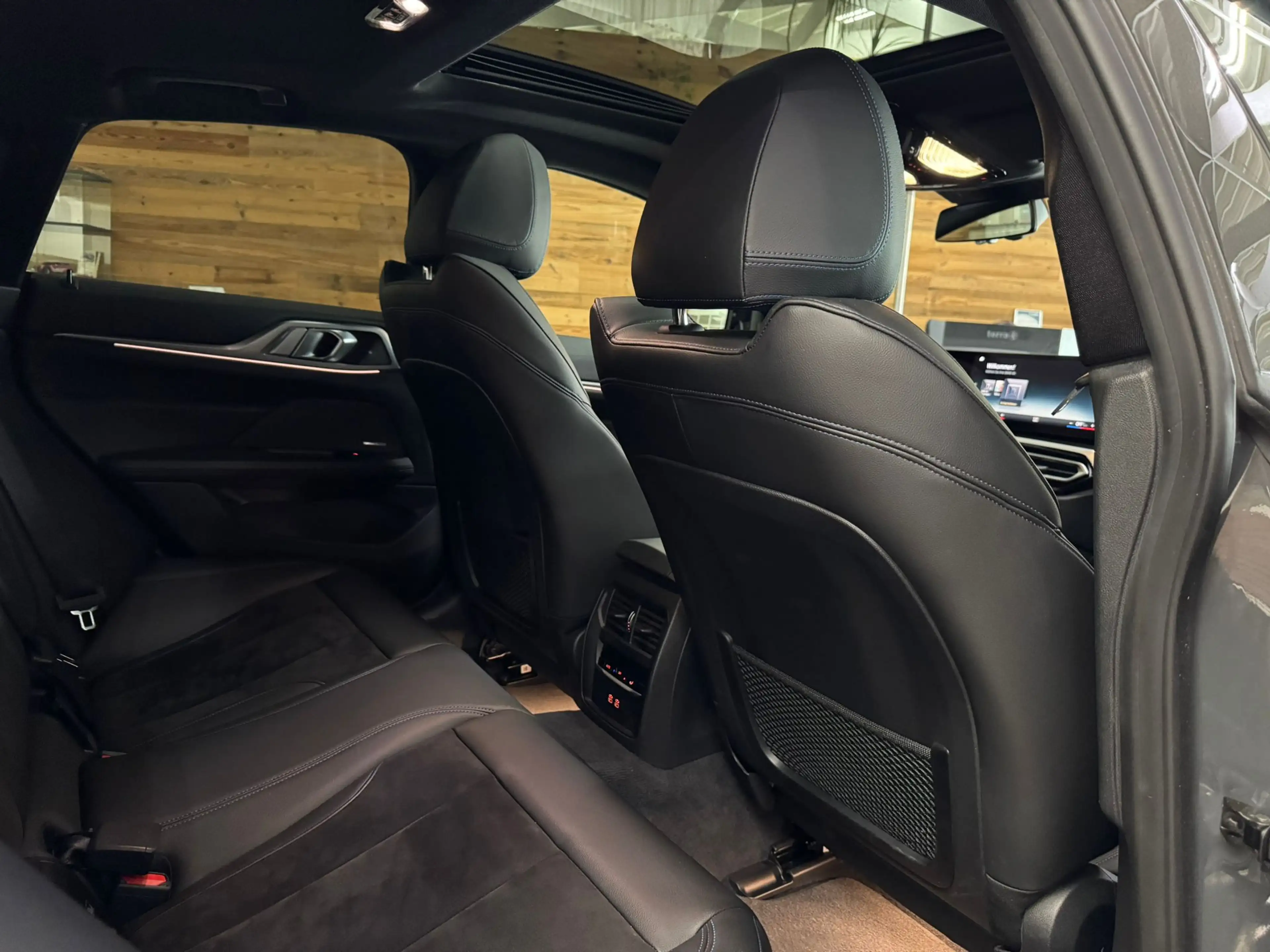 BMW i4 M50 MCARBON H K Park 20 Zoll — photo 10