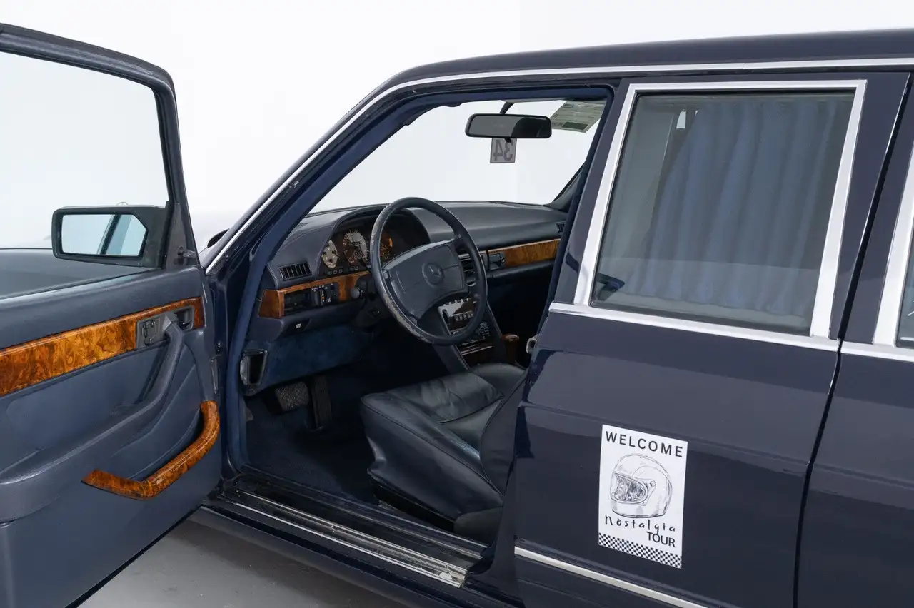 Mercedes-Benz 560 SEL Pullmann Königsmodell Langversion, foto 9
