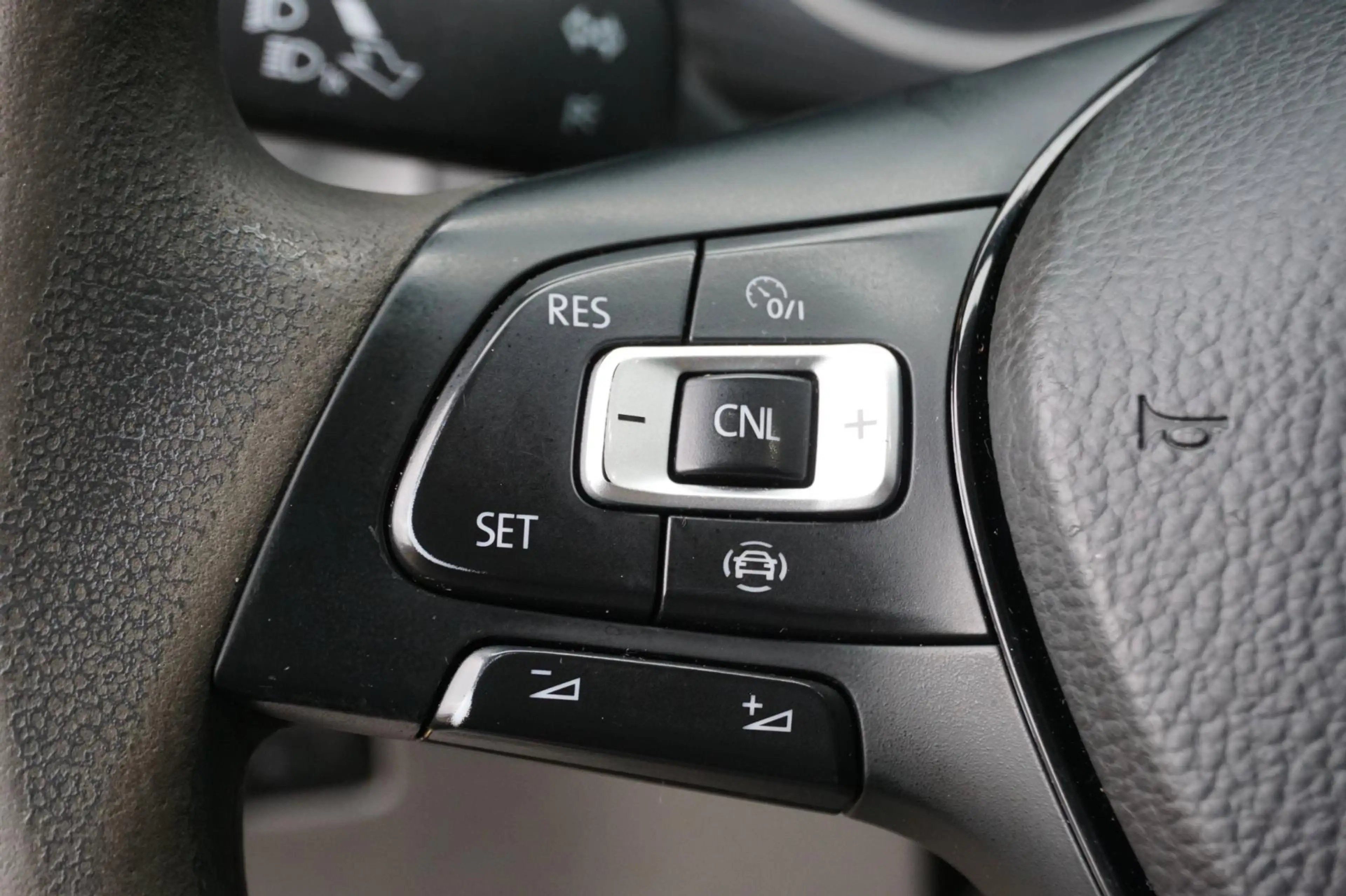 Volkswagen Crafter 35 2.0 TDI L4H3 DC DSG Carplay Cruise Cam — photo 14