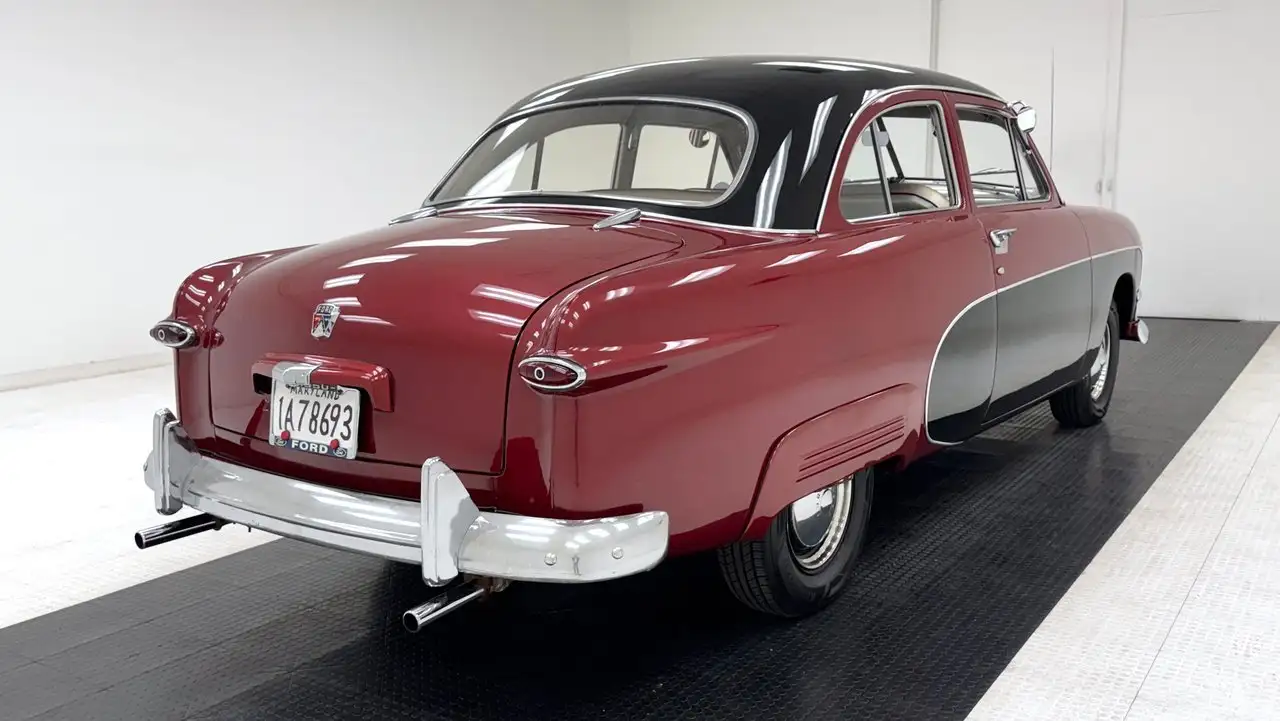 Ford Sedan, foto 5