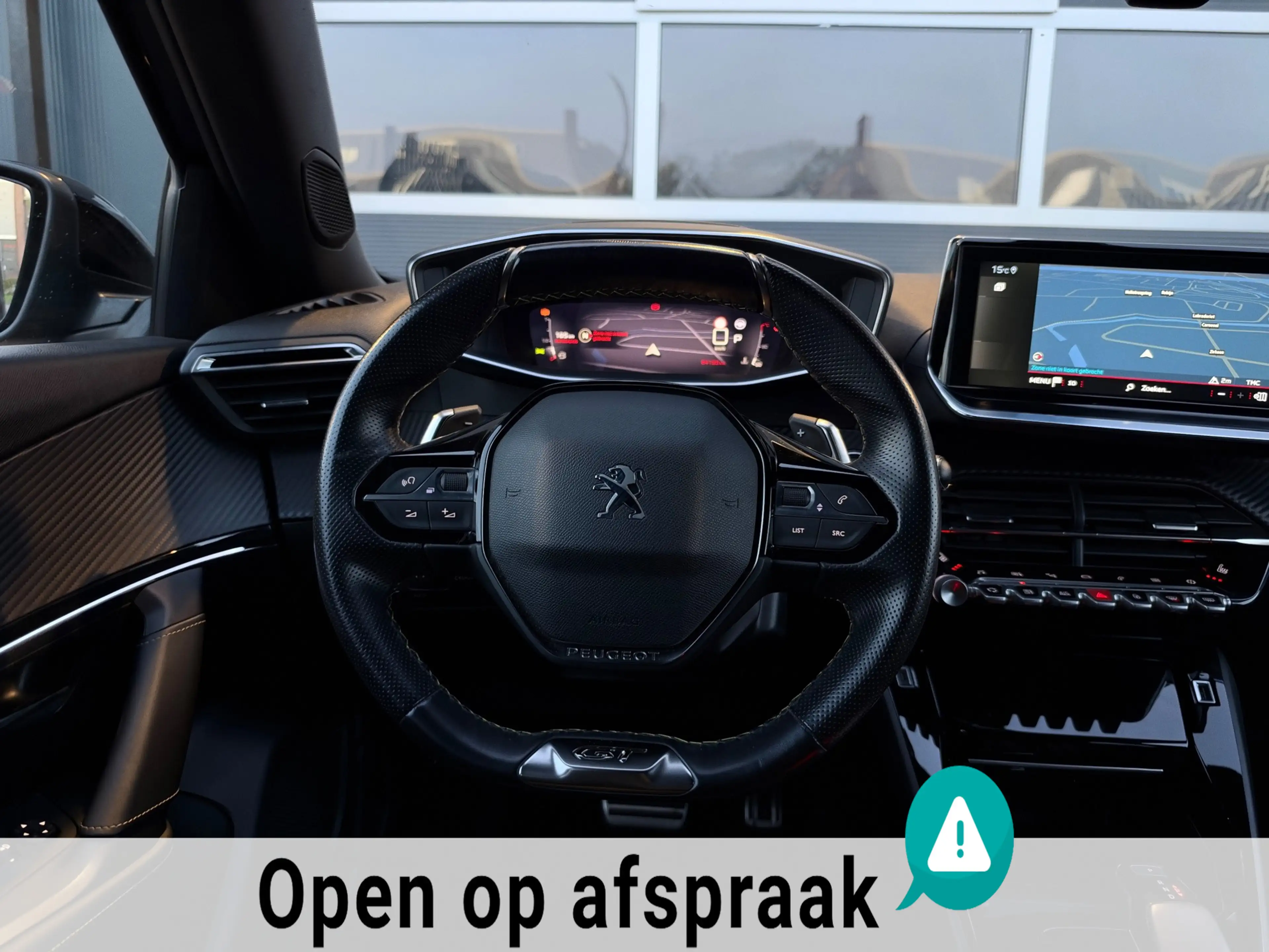 Peugeot 2008 1.2 PureTech GT Pack PANO LEDER CARPLAY NAVI AUTOM — photo 8