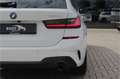 BMW 330 3-serie Touring 330e 293pk M-Sport PANO INDIVIDUAL Weiß - thumbnail 9