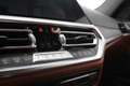 BMW 330 3-serie Touring 330e 293pk M-Sport PANO INDIVIDUAL Weiß - thumbnail 44