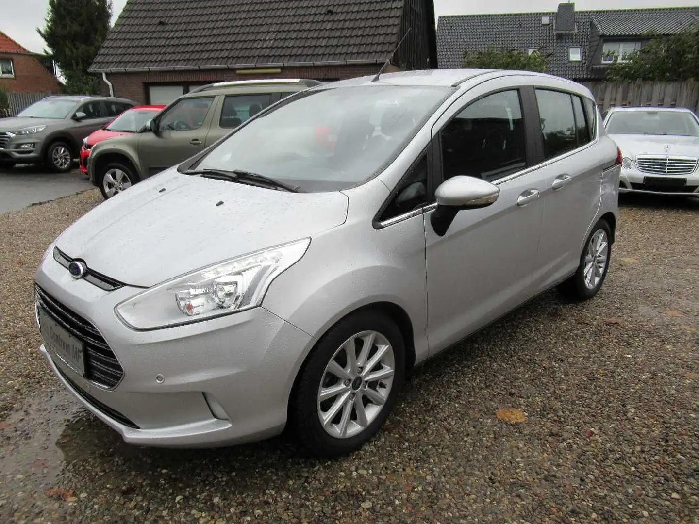 Ford B-Max 1.6 Titanium Silber - 1