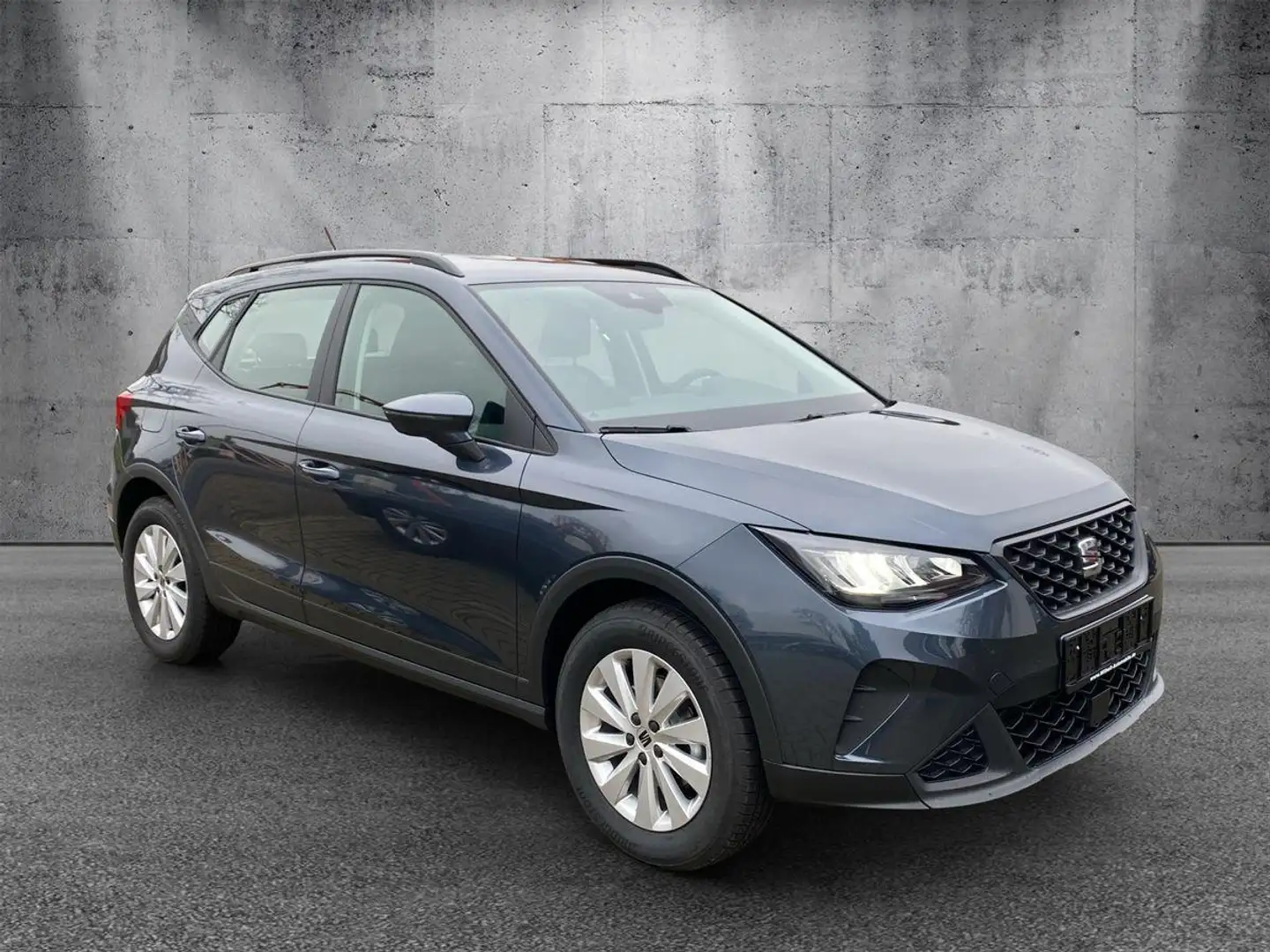 SEAT Arona 1,0 TSi 5 J. Garantie / Klimaauto/Sitzheiz Grijs - 2