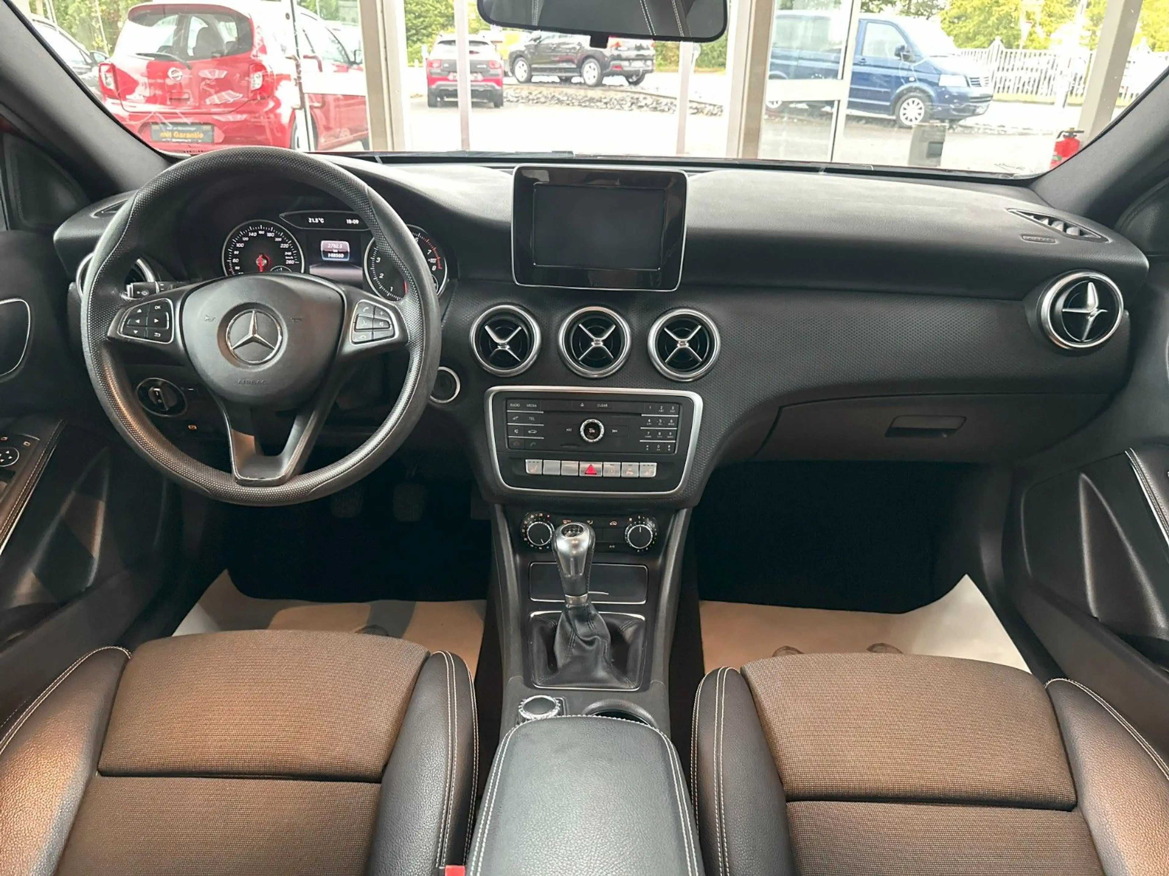 Mercedes-Benz A 200 BlueEfficiency*2.Hand/ R.Kamara/ Garantie* — photo 6